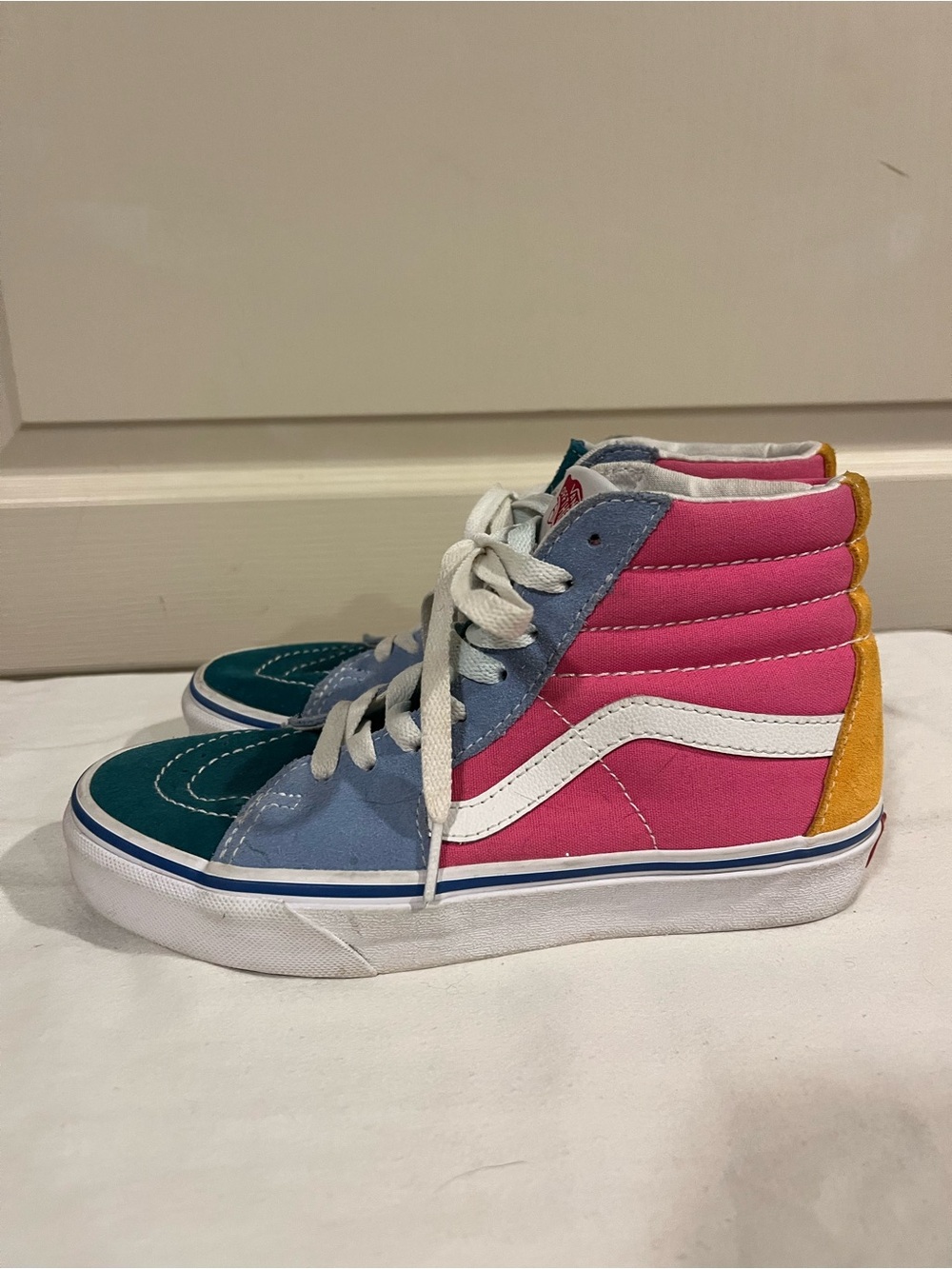 Vans High-Top Sneakers in Teal, Light Blue & Pink - Picture 5 of 10